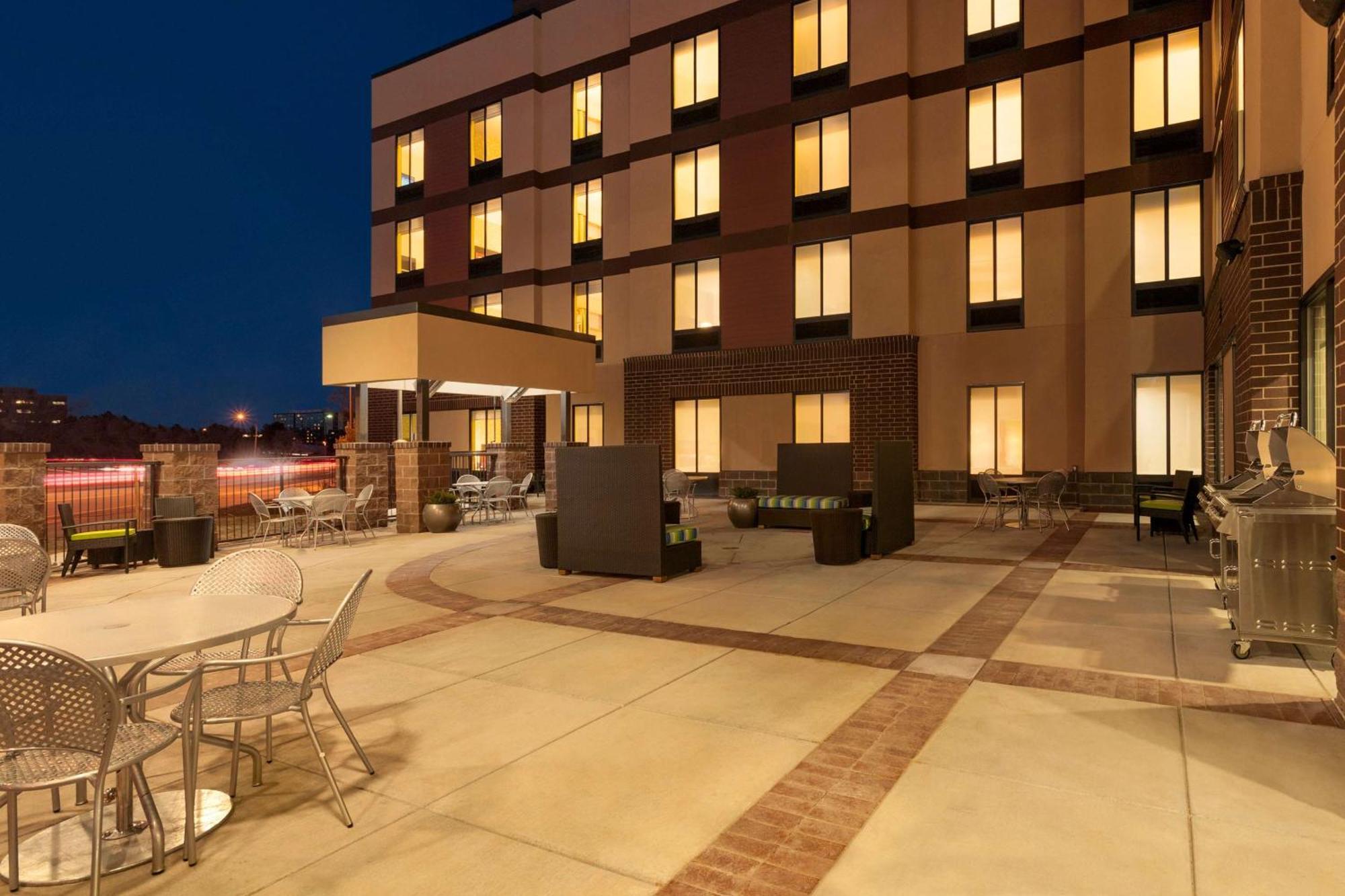 Home2 Suites By Hilton Denver West / Federal Center Лейквуд Екстер'єр фото